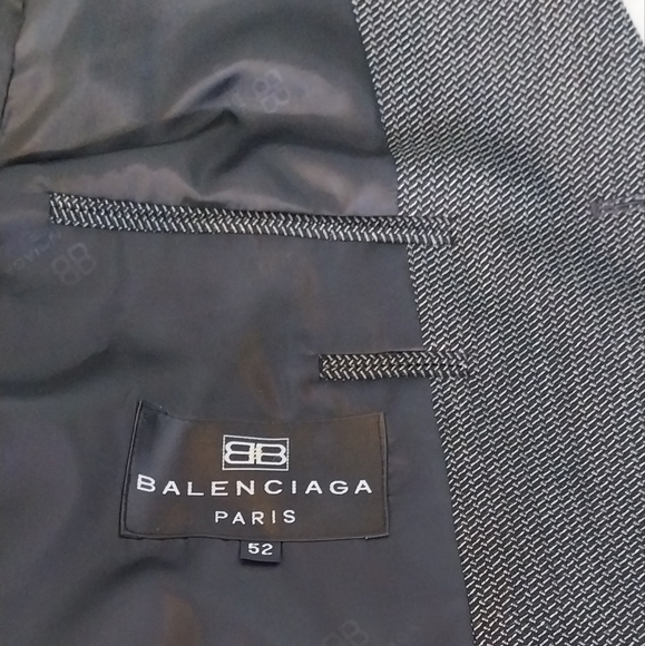 Brand new Balenciaga wool  blazer - Picture 8 of 16